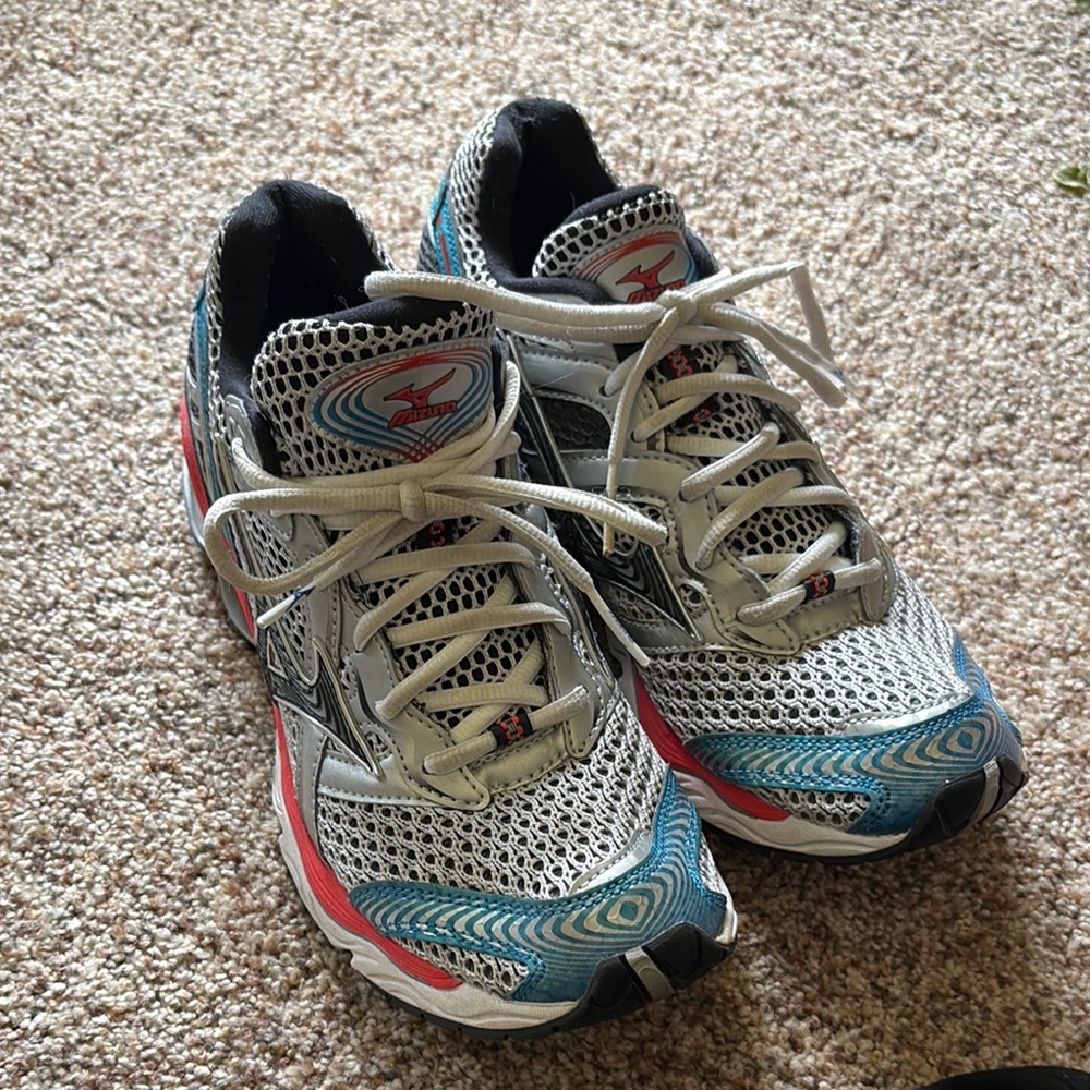 Mizuno Athletic Shoes - White, Blue, Red